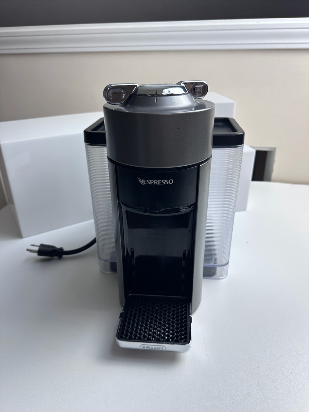 Nespresso Evoluo Coffee and Espresso Machine by De'Longhi in Titan | ENV135T